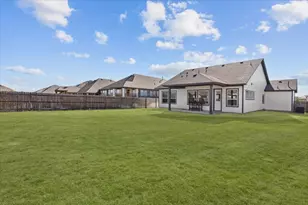 908 Knowles Dr, Hutto, TX 78634 - Photo 27