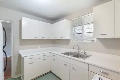 3809 Maplewood Avenue #A, Austin, TX 78722 - Photo 7