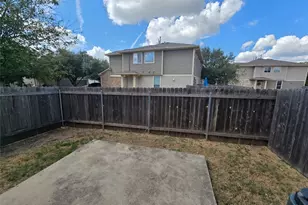 14404 Charles Dickens Dr, Pflugerville, TX 78660 - Photo 17