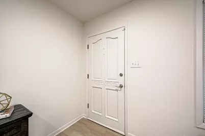 1500 Fairfield Drive, Austin, TX 78757 - Photo 9