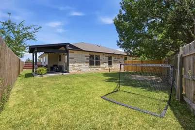 1617 Sunflower Street, Lockhart, TX 78644 - Photo 29