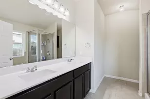 1617 Sunflower St, Lockhart, TX 78644 - Photo 25