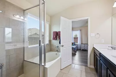 1617 Sunflower Street, Lockhart, TX 78644 - Photo 27