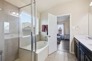 1617 Sunflower St, Lockhart, TX 78644 - Photo 27