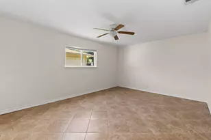 2016 Nevada St, San Marcos, TX 78666 - Photo 13