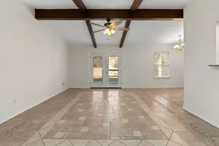 2016 Nevada St, San Marcos, TX 78666 - Photo 3