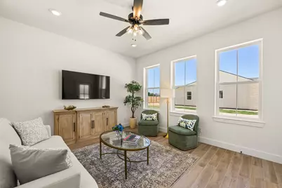802 S Creek Street #101, Fredericksburg, TX 78624 - Photo 3