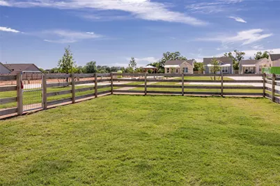 802 S Creek Street #101, Fredericksburg, TX 78624 - Photo 21