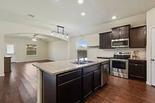 152 Beth Ann Loop, Taylor, TX 76574 - Photo 7