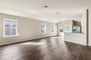 910 Comal Run, Hutto, TX 78634 - Photo 5