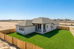 210 Silverbell Ln, Bastrop, TX 78602 - Photo 15