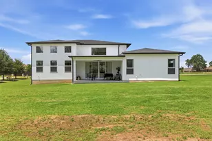 307 Chisholm Trail, Bastrop, TX 78602 - Photo 31