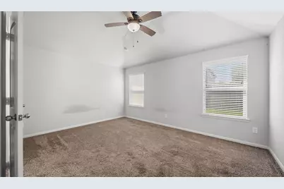 759 W Austin Street, Giddings, TX 78942 - Photo 21