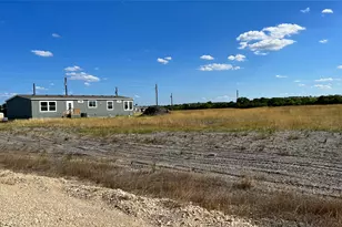 124 Galle Estates Circle Circle, Kingsbury, TX 78638 - Photo 13