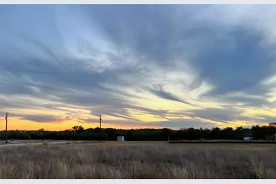 124 Galle Estates Circle Circle, Kingsbury, TX 78638 - Photo 3