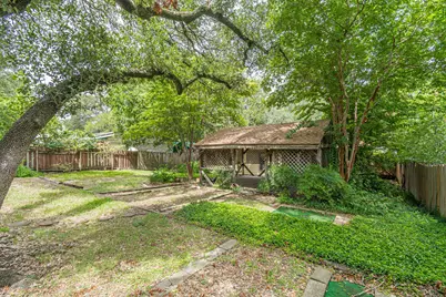 8415 Shenandoah Drive, Austin, TX 78753 - Photo 23