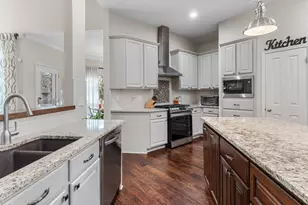 6913 Auckland Dr, Austin, TX 78749 - Photo 15