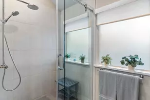 6913 Auckland Dr, Austin, TX 78749 - Photo 11