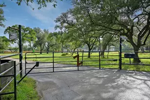 322 Mesa Oaks, Leander, TX 78641 - Photo 3