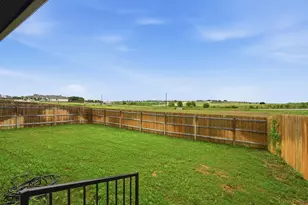 125 Escala Wy, San Marcos, TX 78666 - Photo 5