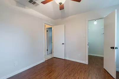 920 Acorn Oaks Drive, Austin, TX 78745 - Photo 13