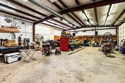 1389 Highway 290 E, Elgin, TX 78621 - Photo 31