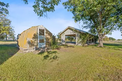 400 County Road 483, Taylor, TX 76574 - Photo 23