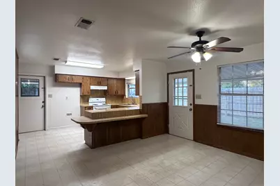 124 Plum St Street, Bastrop, TX 78602 - Photo 15