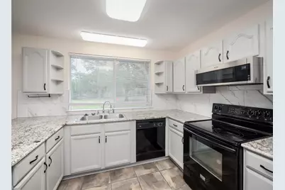 137 Blanket Flower Drive, Bastrop, TX 78602 - Photo 13