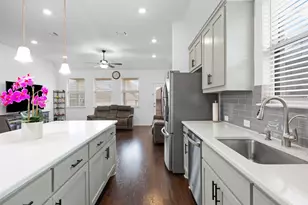 303 Eagle Ford Dr, Kyle, TX 78640 - Photo 3