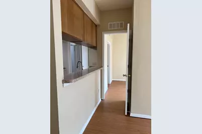 806 W 24th Street #223, Austin, TX 78705 - Photo 5