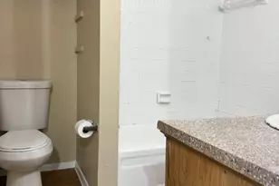 806 W 24th St, Austin, TX 78705 - Photo 15