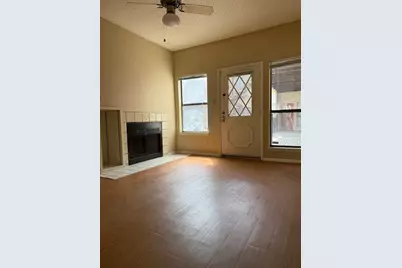 806 W 24th Street #223, Austin, TX 78705 - Photo 3