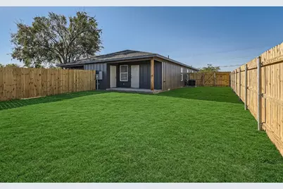 113 Fisher Street #A & B, Elgin, TX 78621 - Photo 13