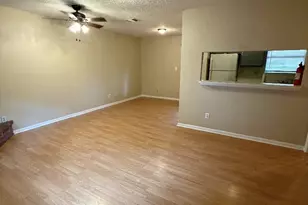 139 Elm Dr, Lockhart, TX 78644 - Photo 11