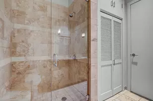 555 E 5th St, Austin, TX 78701 - Photo 27