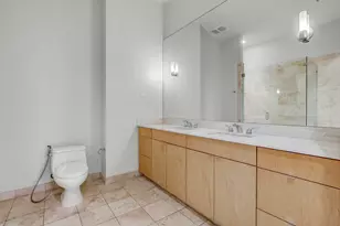 555 E 5th St, Austin, TX 78701 - Photo 19