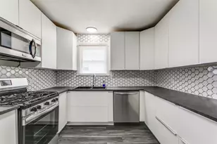 2447 E Houston St, San Antonio, TX 78202 - Photo 11