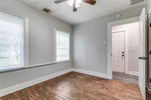 2447 E Houston St, San Antonio, TX 78202 - Photo 19