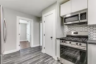 2447 E Houston St, San Antonio, TX 78202 - Photo 13