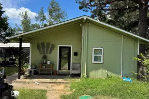 112 Michele Dr, Bastrop, TX 78602 - Photo 3