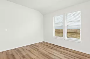 109 Carlsbad Ct, Georgetown, TX 78626 - Photo 15