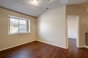 1310 W Parmer Ln, Austin, TX 78727 - Photo 21