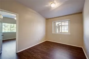 1310 W Parmer Ln, Austin, TX 78727 - Photo 17