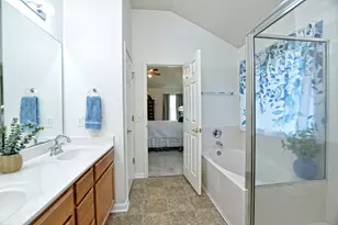300 Fistral Dr, Hutto, TX 78634 - Photo 19