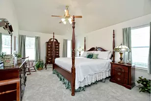 300 Fistral Dr, Hutto, TX 78634 - Photo 17