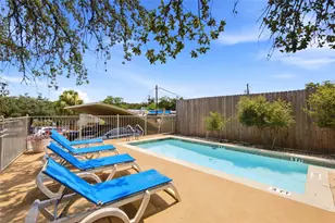 2302 E Side Dr, Austin, TX 78704 - Photo 11