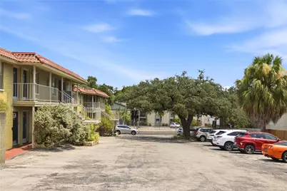 2302 E Side Drive #18, Austin, TX 78704 - Photo 9