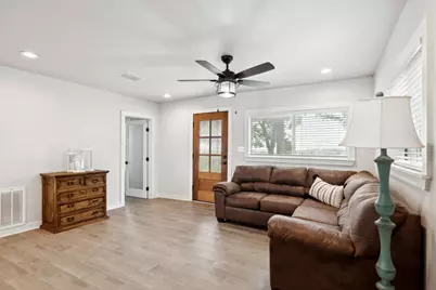 5530 US Highway 90A W, Shiner, TX 77984 - Photo 5