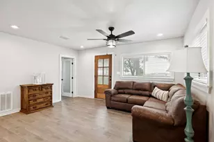 5530 US Hwy 90A W, Shiner, TX 77984 - Photo 5